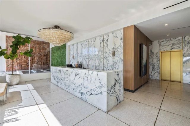 8787 Shoreham Drive 201, West Hollywood, CA 90069