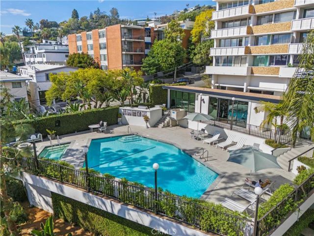 8787 Shoreham Drive 201, West Hollywood, CA 90069