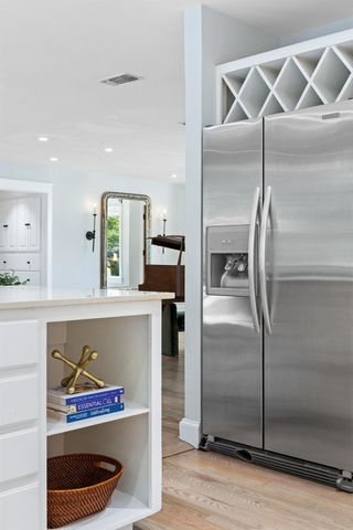 8805 Point West DR, Austin, TX 78759
