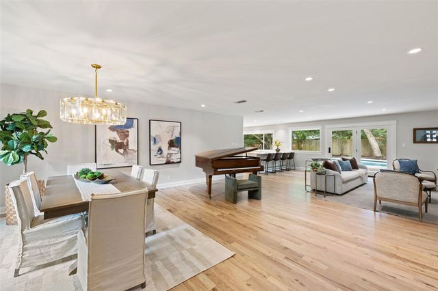 8805 Point West DR, Austin, TX 78759
