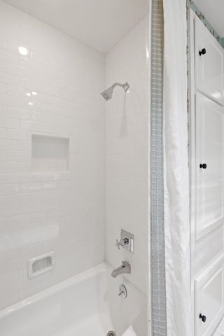 8805 Point West DR, Austin, TX 78759