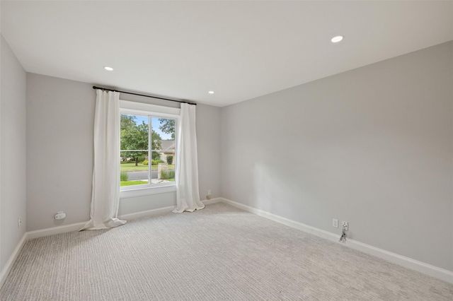 8805 Point West DR, Austin, TX 78759
