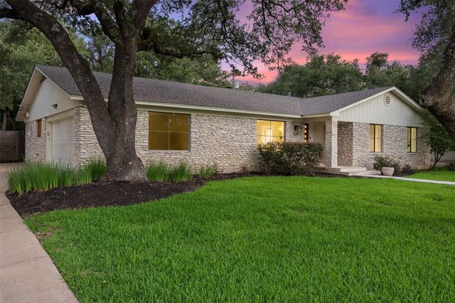 8805 Point West DR, Austin, TX 78759