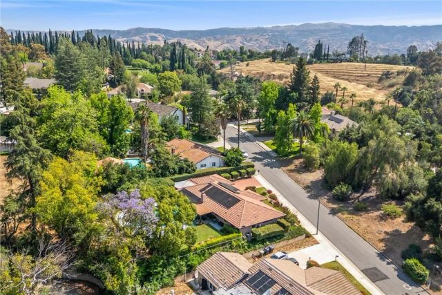 1405 Sterling Road, Redlands, CA 92373