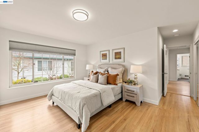 3305 Arcadian Dr, Castro Valley, CA 94546