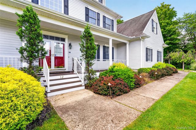 12 Meadowview Lane, Carmel, NY 10512