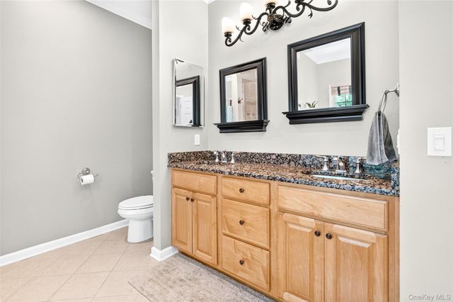 12 Meadowview Lane, Carmel, NY 10512