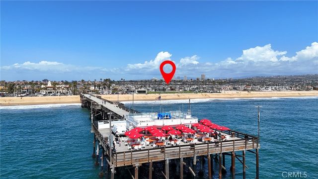 916 E Oceanfront, Newport Beach, CA 92661