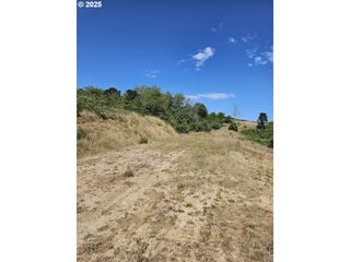 Hardebeck Rd, Gaston, OR 97119