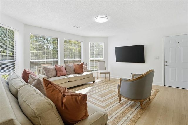 904 Wentworth Court, Alpharetta, GA 30022