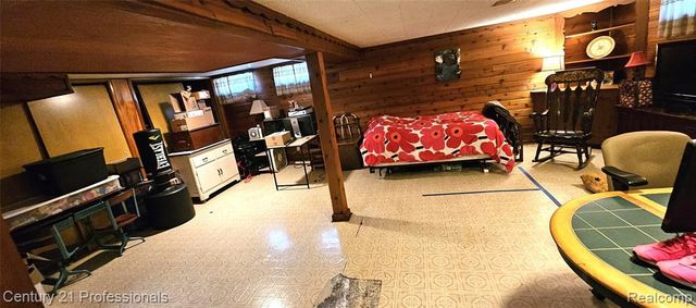 29824 Hathaway Street, Livonia, MI 48150