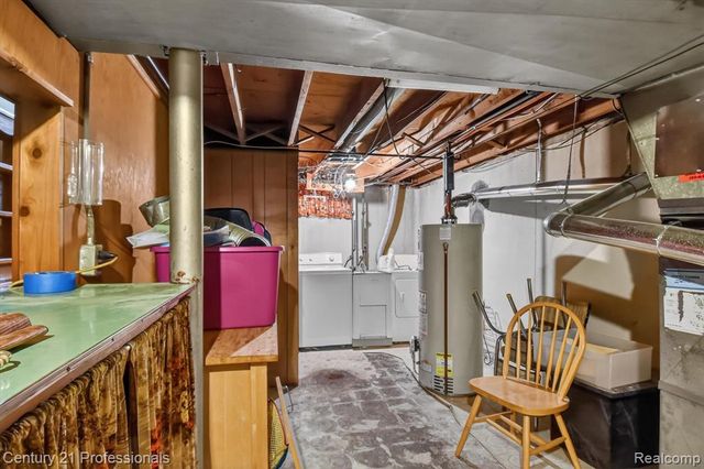 29824 Hathaway Street, Livonia, MI 48150