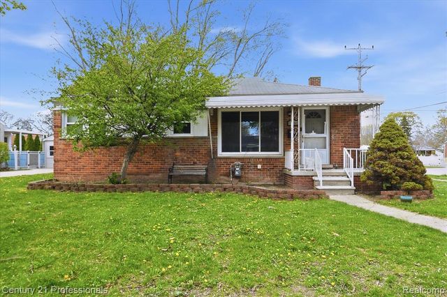 29824 Hathaway Street, Livonia, MI 48150