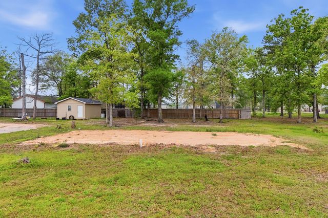637 Wexford Drive, Conroe, TX 77303