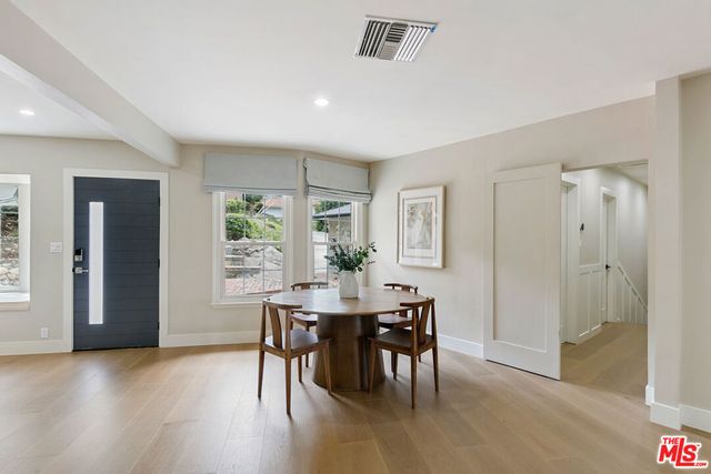 2904 Highridge Road, La Crescenta, CA 91214