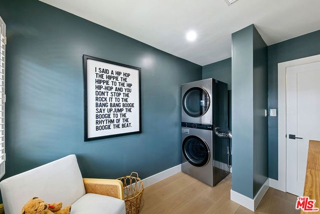 2904 Highridge Road, La Crescenta, CA 91214