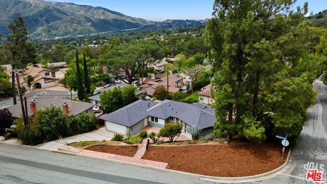 2904 Highridge Road, La Crescenta, CA 91214