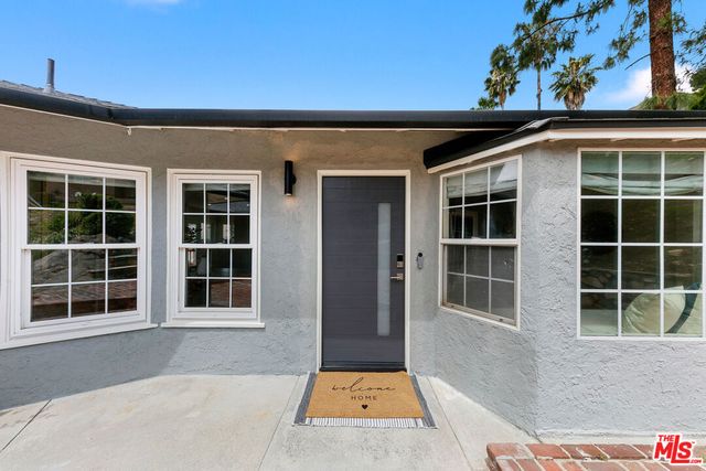 2904 Highridge Road, La Crescenta, CA 91214