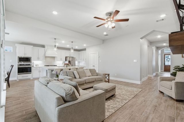 7217 Mantle Ridge Drive, Fort Worth, TX 76179