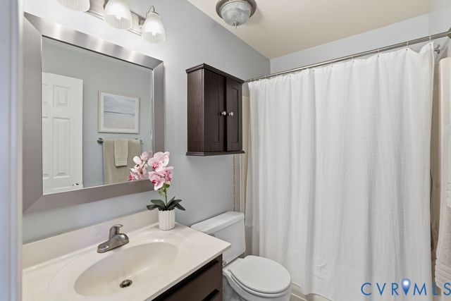 8905 Wadsworth Way, North Chesterfield, VA 23236