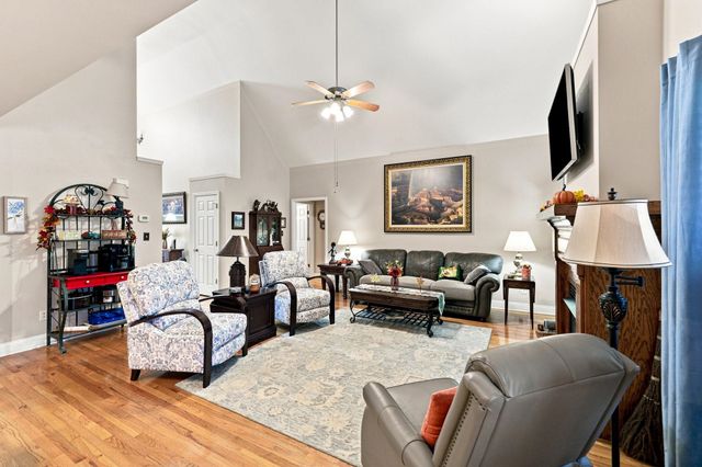 209 Roundstone Drive, Inman, SC 29349