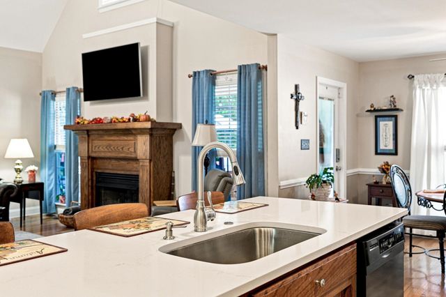 209 Roundstone Drive, Inman, SC 29349