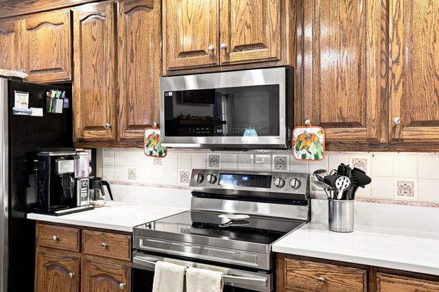 209 Roundstone Drive, Inman, SC 29349