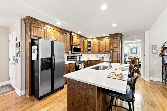 209 Roundstone Drive, Inman, SC 29349