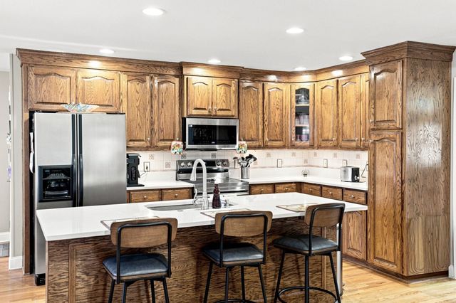 209 Roundstone Drive, Inman, SC 29349