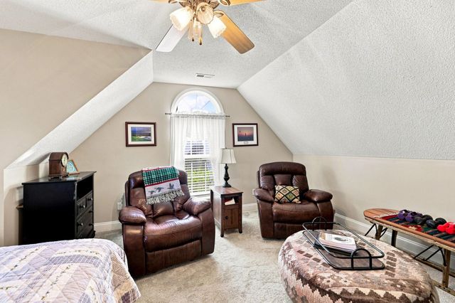 209 Roundstone Drive, Inman, SC 29349