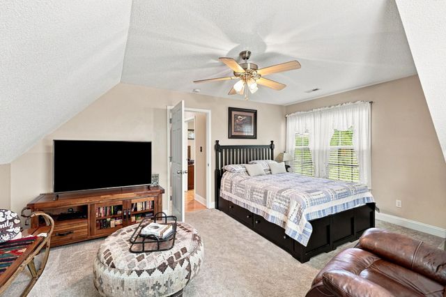 209 Roundstone Drive, Inman, SC 29349