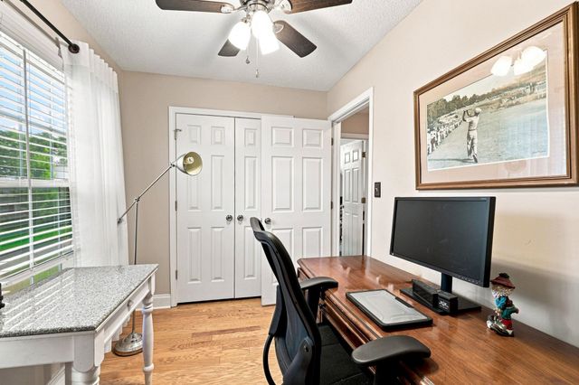 209 Roundstone Drive, Inman, SC 29349
