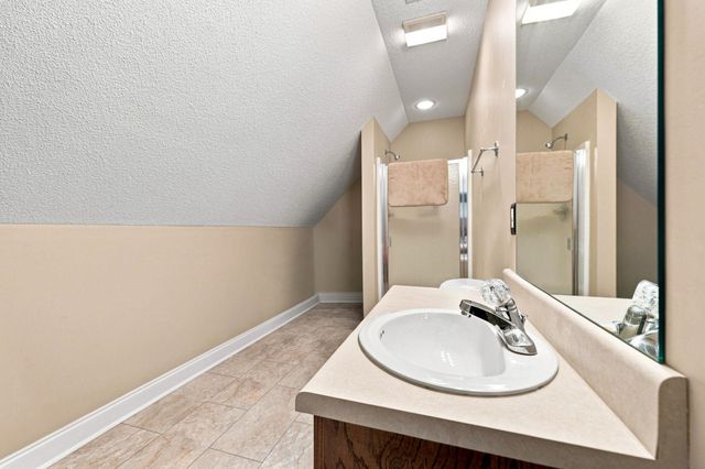 209 Roundstone Drive, Inman, SC 29349