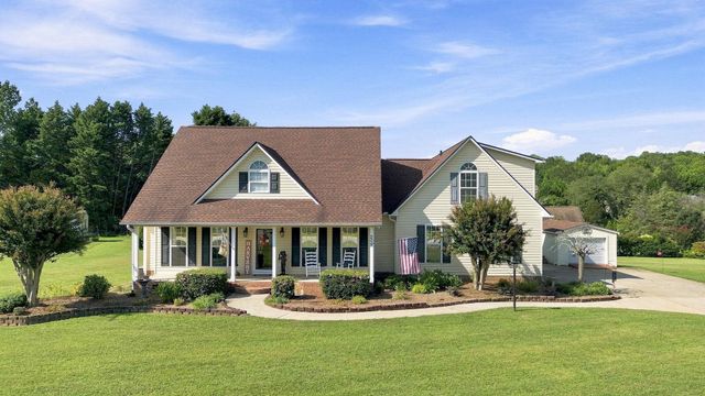 209 Roundstone Drive, Inman, SC 29349