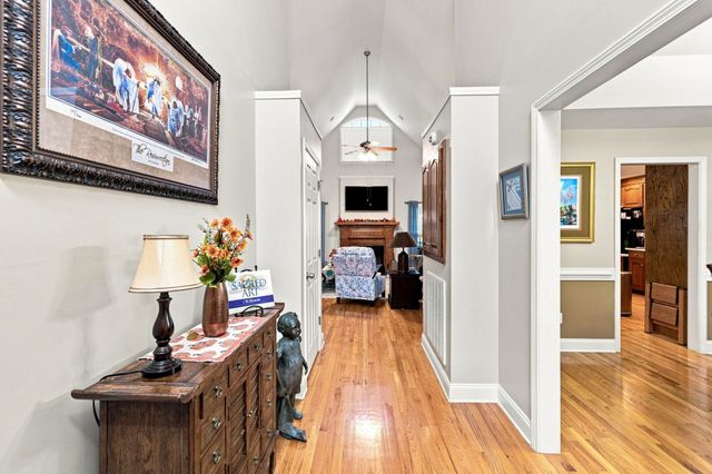 209 Roundstone Drive, Inman, SC 29349