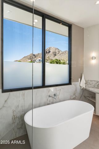 2224 E SOLAR Drive, Phoenix, AZ 85020