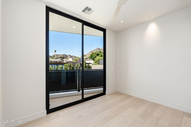 2224 E SOLAR Drive, Phoenix, AZ 85020