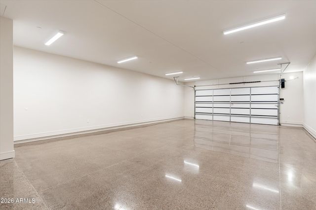 2224 E SOLAR Drive, Phoenix, AZ 85020