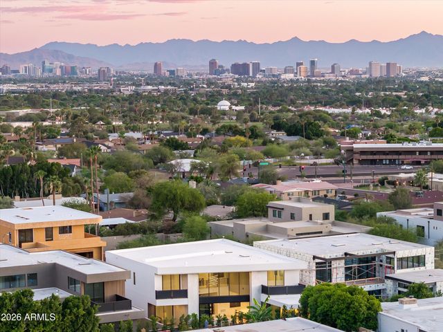 2224 E SOLAR Drive, Phoenix, AZ 85020