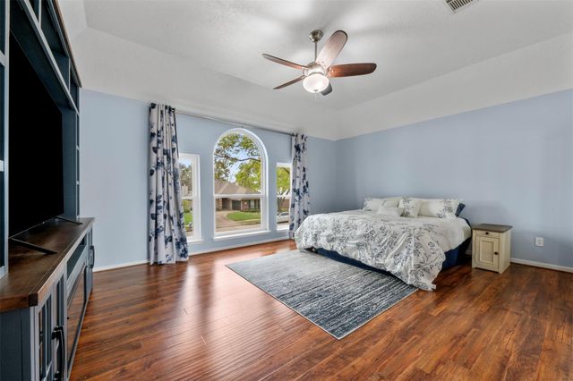 2602 Hampton Springs Drive, Seabrook, TX 77586