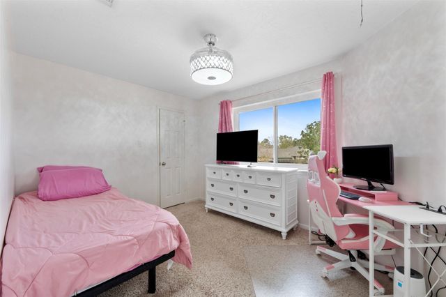 2602 Hampton Springs Drive, Seabrook, TX 77586