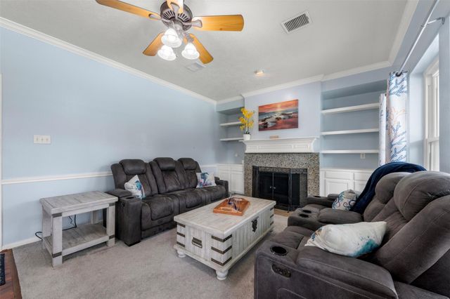 2602 Hampton Springs Drive, Seabrook, TX 77586