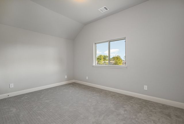 260 Crystal Lake Lane, Red Oak, TX 75154