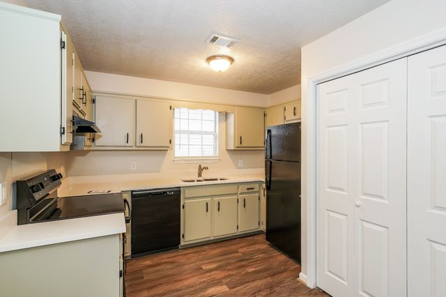 1608 Wynnhaven Ct, Madison, TN 37115