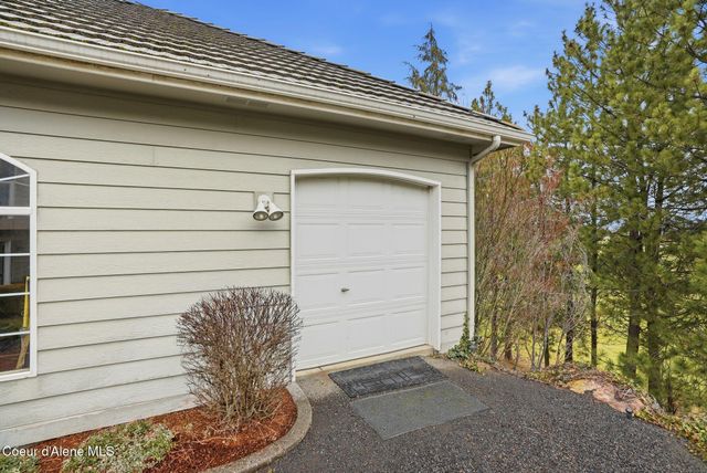 724 N Lancashire Ln, Liberty Lake, WA 99019