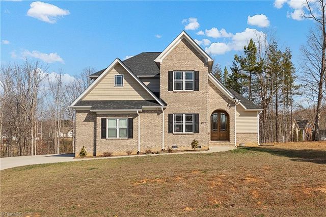 5572 Friendship Glen Drive, Browns Summit, NC 27214