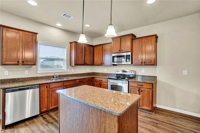 105 Yount Court, Easley, SC 29642
