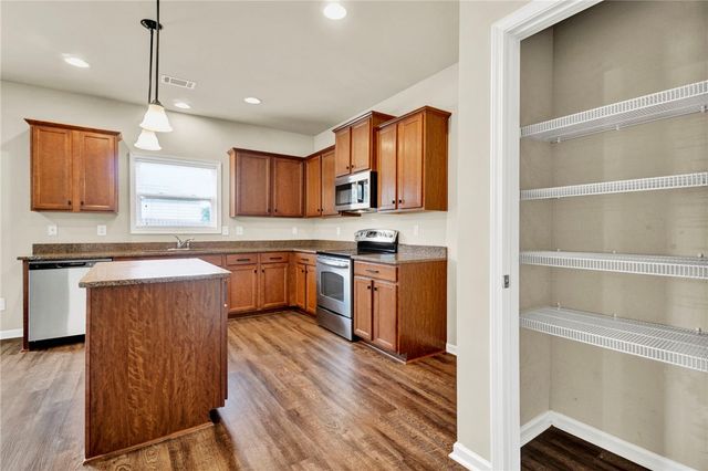 105 Yount Court, Easley, SC 29642