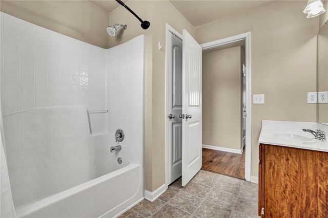 105 Yount Court, Easley, SC 29642