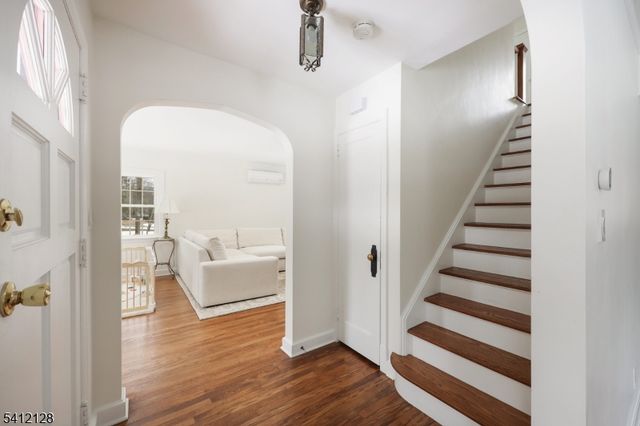 607 Foothill Rd, Bridgewater Twp., NJ 08807